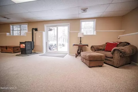 9 Cactus St, Sheffield, MA 01257 photo 19