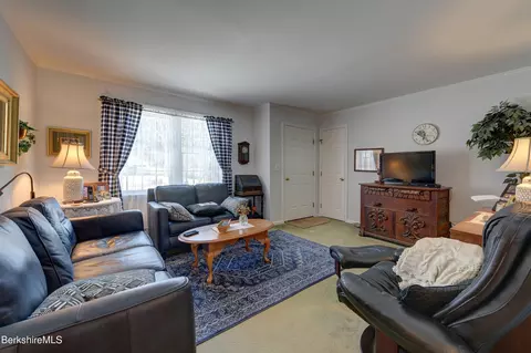 20 Parkview Ter, Lee, MA 01238 photo 7
