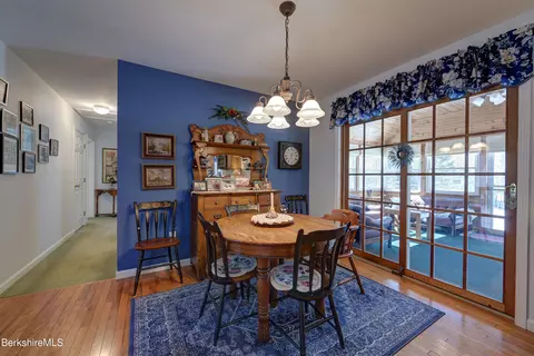 20 Parkview Ter, Lee, MA 01238 photo 16