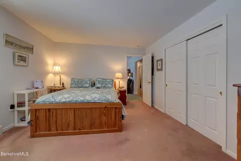 20 Parkview Ter, Lee, MA 01238 photo 19