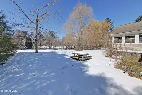 20 Parkview Ter, Lee, MA 01238 photo 6