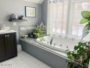 26 Willow Ln, Lenox, MA 01240 photo 33