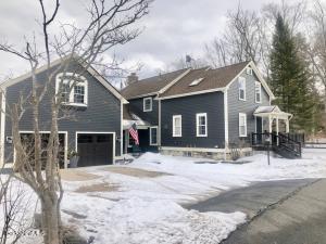 26 Willow Ln, Lenox, MA 01240 photo 3