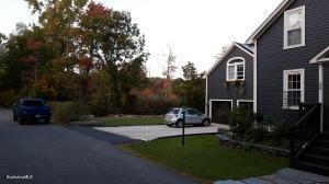 26 Willow Ln, Lenox, MA 01240 photo 4