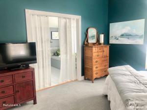 26 Willow Ln, Lenox, MA 01240 photo 29