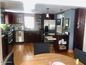 26 Willow Ln, Lenox, MA 01240 photo 17