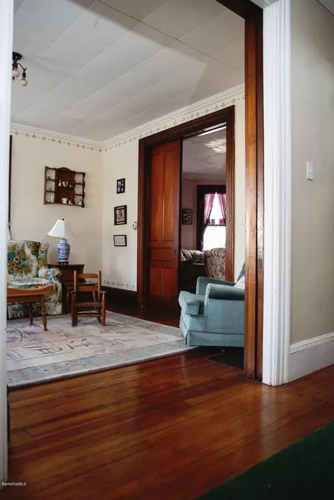 176 Main St, Lee, MA 01238 photo 16
