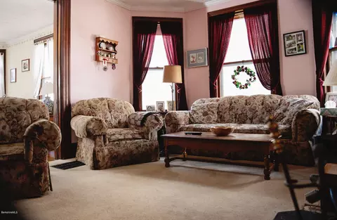 176 Main St, Lee, MA 01238 photo 14