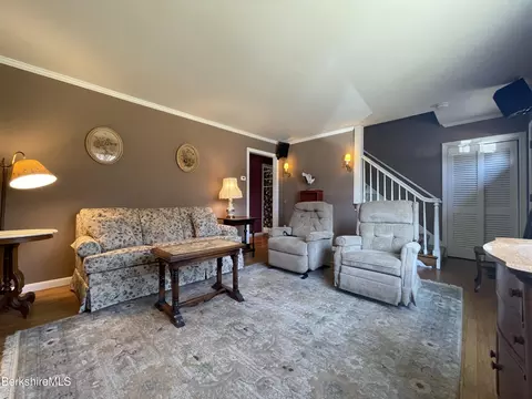 636 Silver St, Sheffield, MA 01257 photo 9