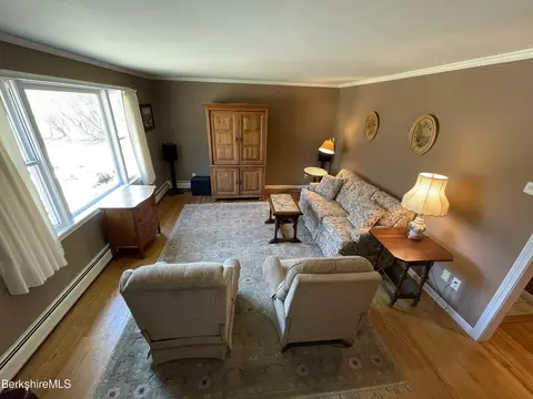636 Silver St, Sheffield, MA 01257 photo 8