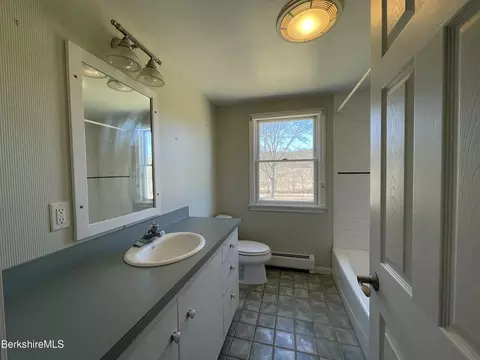 636 Silver St, Sheffield, MA 01257 photo 16