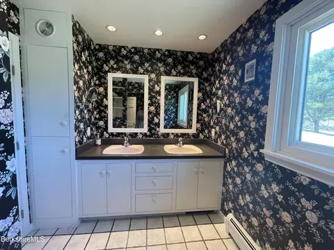 636 Silver St, Sheffield, MA 01257 photo 14