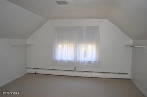 34 E New Lenox Rd, Lenox, MA 01240 photo 18