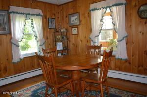 34 E New Lenox Rd, Lenox, MA 01240 photo 5