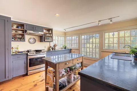 24 Maple Ave, Sheffield, MA 01257 photo 12