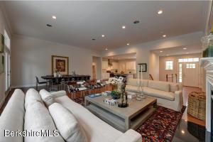7 Golf View Dr, Lenox, MA 01240 photo 9