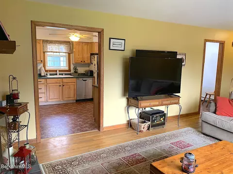 105 Paul Dr, Lee, MA 01238 photo 7