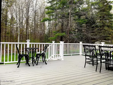 105 Paul Dr, Lee, MA 01238 photo 12