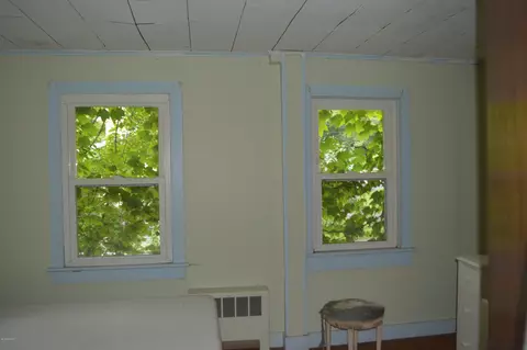 94 E Main St, Stockbridge, MA 01262 photo 8