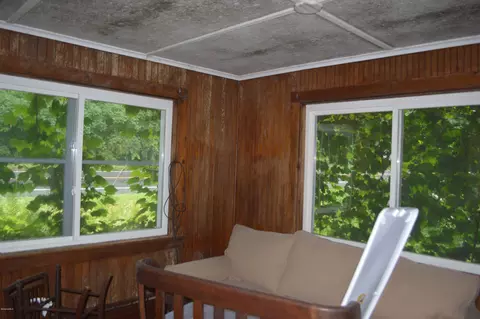94 E Main St, Stockbridge, MA 01262 photo 12