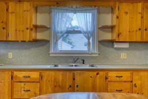 101 Clarkson Ave, Pittsfield, MA 01201 photo 8