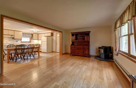 390 Spring St, Lee, MA 01238 photo 14