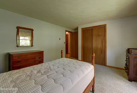 390 Spring St, Lee, MA 01238 photo 17