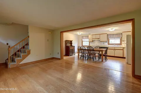 390 Spring St, Lee, MA 01238 photo 15