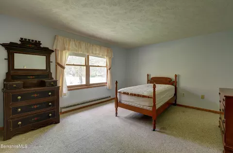 390 Spring St, Lee, MA 01238 photo 16
