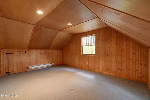 390 Spring St, Lee, MA 01238 photo 21