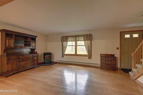 390 Spring St, Lee, MA 01238 photo 13