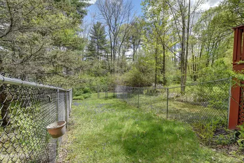 390 Spring St, Lee, MA 01238 photo 32