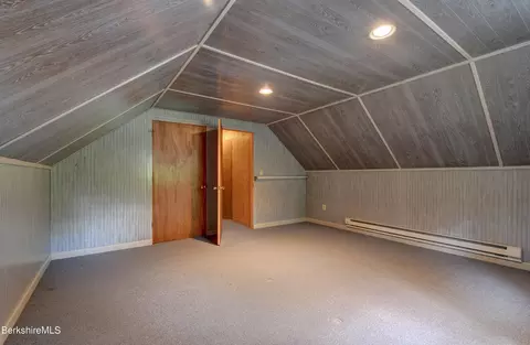 390 Spring St, Lee, MA 01238 photo 24