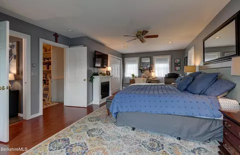 100 Highfield Dr, Lee, MA 01238 photo 21
