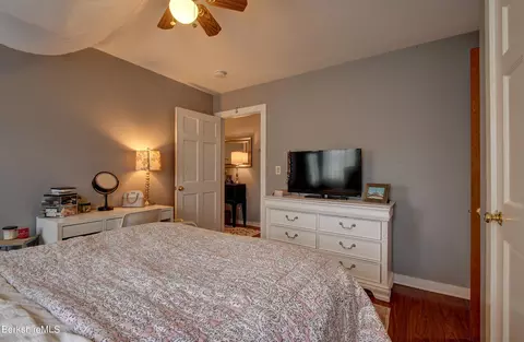 100 Highfield Dr, Lee, MA 01238 photo 28