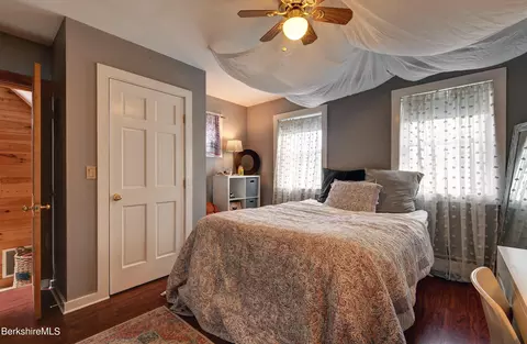 100 Highfield Dr, Lee, MA 01238 photo 27