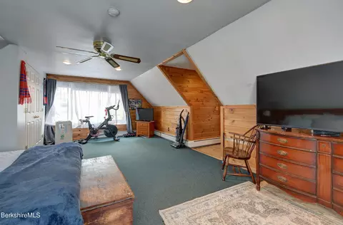 100 Highfield Dr, Lee, MA 01238 photo 33