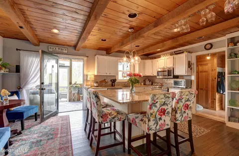 100 Highfield Dr, Lee, MA 01238 photo 9