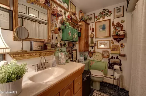 100 Highfield Dr, Lee, MA 01238 photo 41