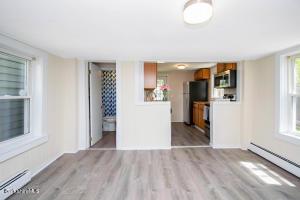 31 E Mill St, Pittsfield, MA 01201 photo 9