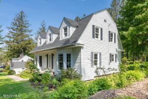 42 West St, Lenox, MA 01240 photo 3