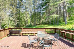42 West St, Lenox, MA 01240 photo 5