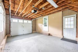 54 Roberta Rd, Pittsfield, MA 01201 photo 23