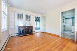 54 Roberta Rd, Pittsfield, MA 01201 photo 13