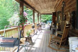 175 River Rd, Windsor, MA 01270 photo 5