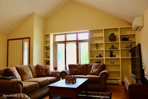 190 Summer St, Lee, MA 01238 photo 10