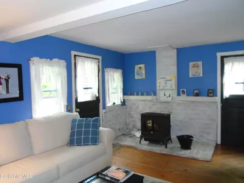 30 Olive St, Lee, MA 01238 photo 22