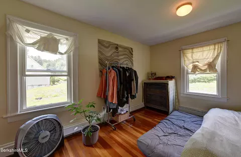255 Summer St, Lee, MA 01238 photo 12