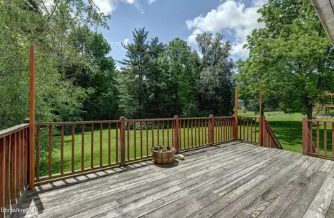 255 Summer St, Lee, MA 01238 photo 17