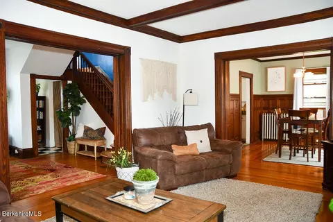 20 Stearns Ter, Chicopee, MA 01013 photo 13